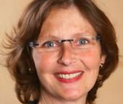 Claudia Crawford