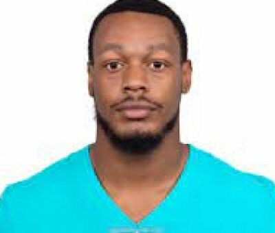 Daeshon Hall