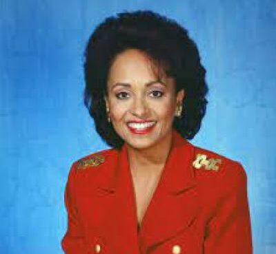 Daphne Maxwell Reid