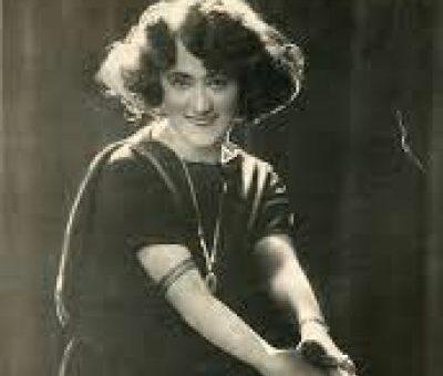 Edna Wallace Hopper