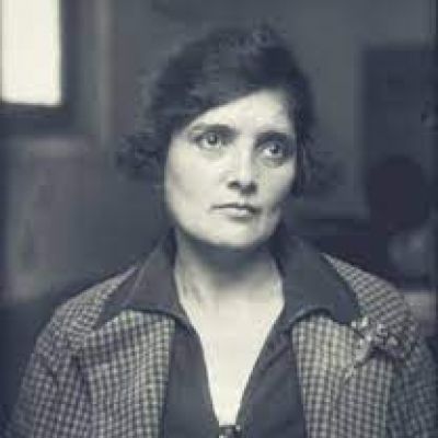 Elvia Carrillo