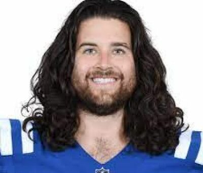 Joey Huntb