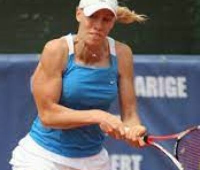 Julia Mayr