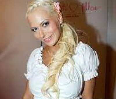 Julie Hunter