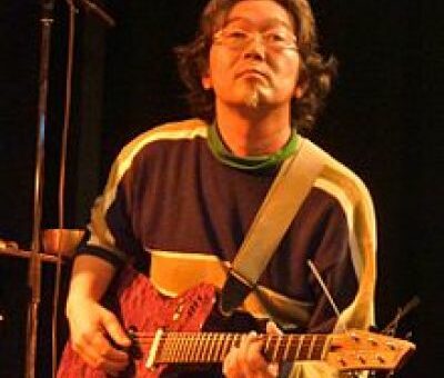 Kazuhisa Uchihashi