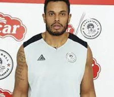 Kostas Ezomo