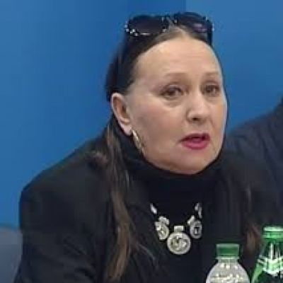 Larisa Kadochnikova