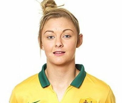 Larissa Crummer