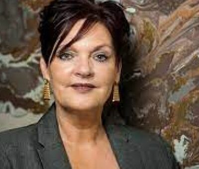 Linda Kirk