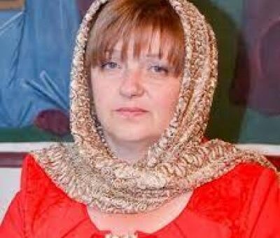 Lora Grosu