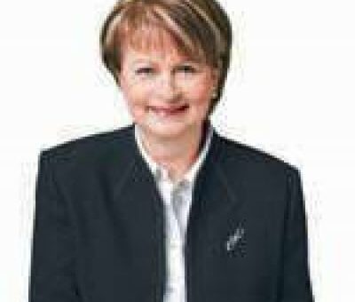Lucienne Robillard