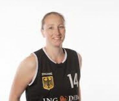 Marina Mohnen