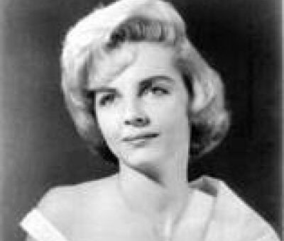 Marion Worth