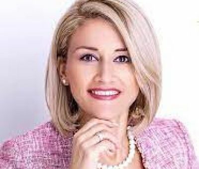Mimoza Kusari Lila