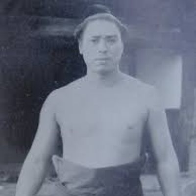 Okanoyama Yoshiro