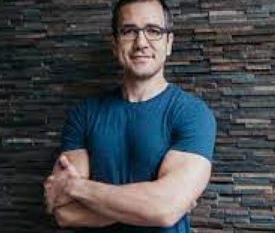 Ozan Varol