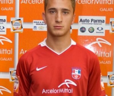 Róbert Elek