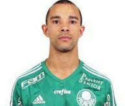 Roger Carvalho