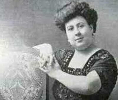 Rosa Mercedes Ayarza de Morales