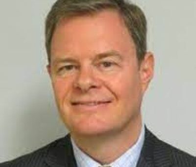 Stephen Leach