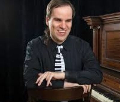 Tony DeBlois