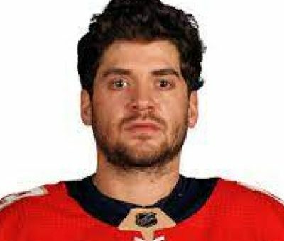 Vinnie Hinostroza