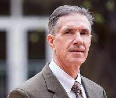 Warren Hunt