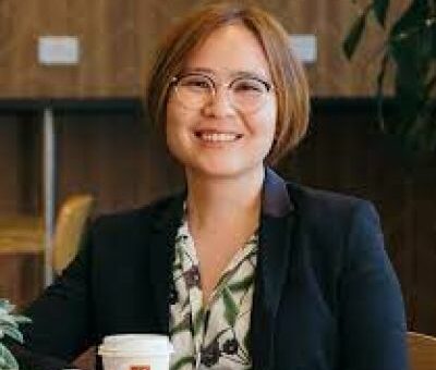 Yi Li