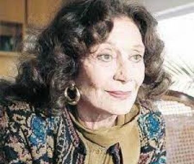 Yıldız Kenter