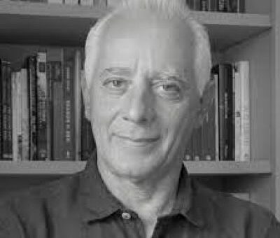 Jannis Kallinikos