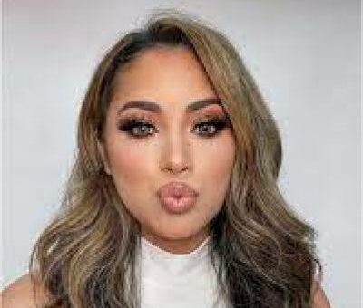 Jasmine V