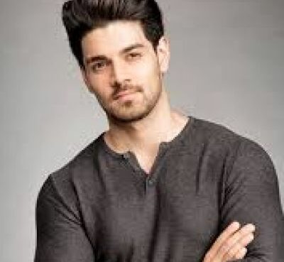 Suraj Pancholi