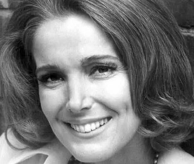Julie-Adams