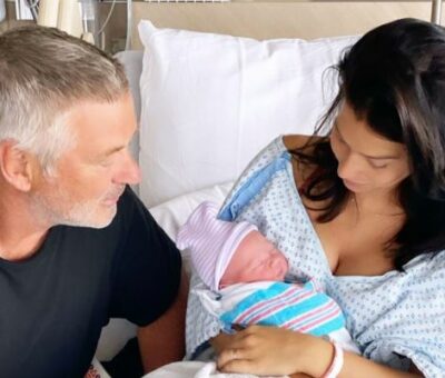 Alec And Hilaria Baldwin