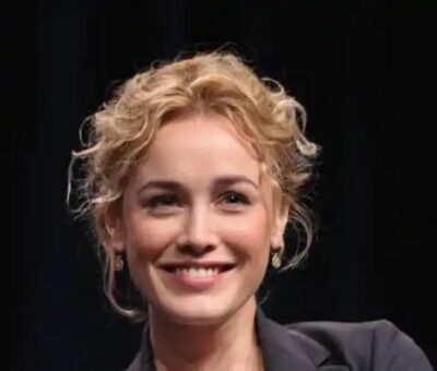 Dominique McElligott