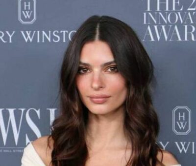 Emily Ratajkowski