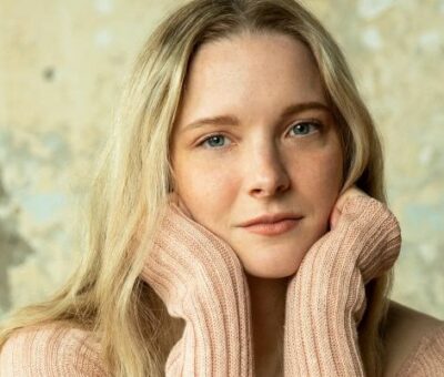 Morfydd Clark