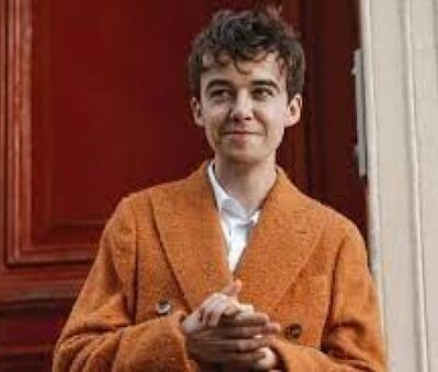 Alex Lawther