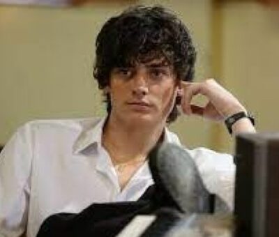 Aneurin Barnard