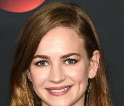 Britt Robertson