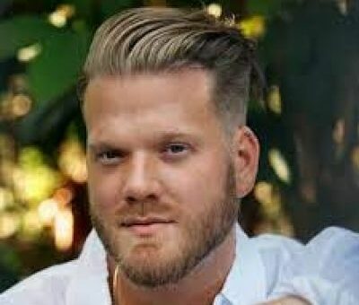 Scott Hoying