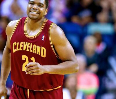 Andrew Bynum