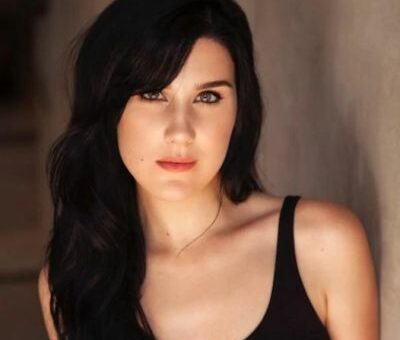Arryn Zech
