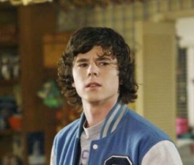 Charlie McDermott
