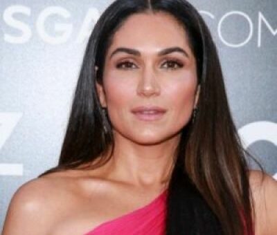 Lela Loren