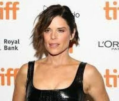 Neve Campbell