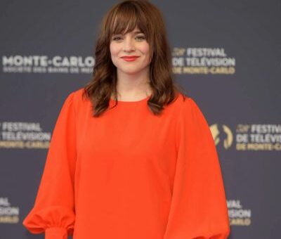 Renée Felice Smith