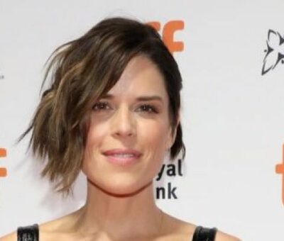 Neve Campbell
