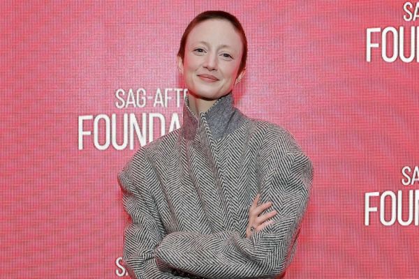 Andrea Riseborough