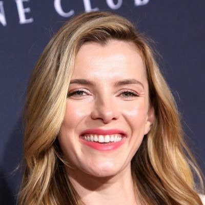 Betty Gilpin